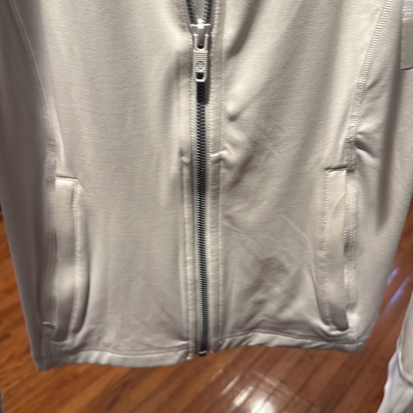 Lululemon Hooded Define Jacket *Nulu White Size 8 - Picture 8 of 11